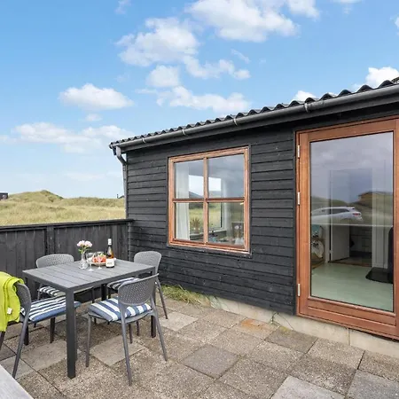 1 Bedroom Gorgeous In Hjorring *